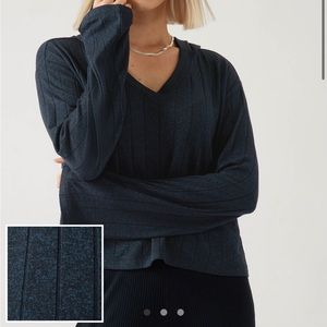 Athleta Harmony Hoodie Sweatshirt in Dark Sardinia Blue Heather